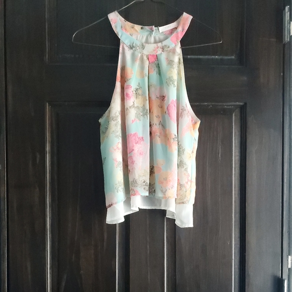 Open Back Halter Crop - Picture 1 of 3